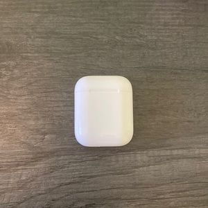 AirPods Second Generation Charging Case
